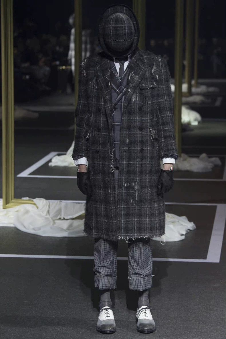 Thom Browne Thom Browne size1 Double pleated overcoat Size US S / EU 44-46 / 1 - 1 Thumbnail