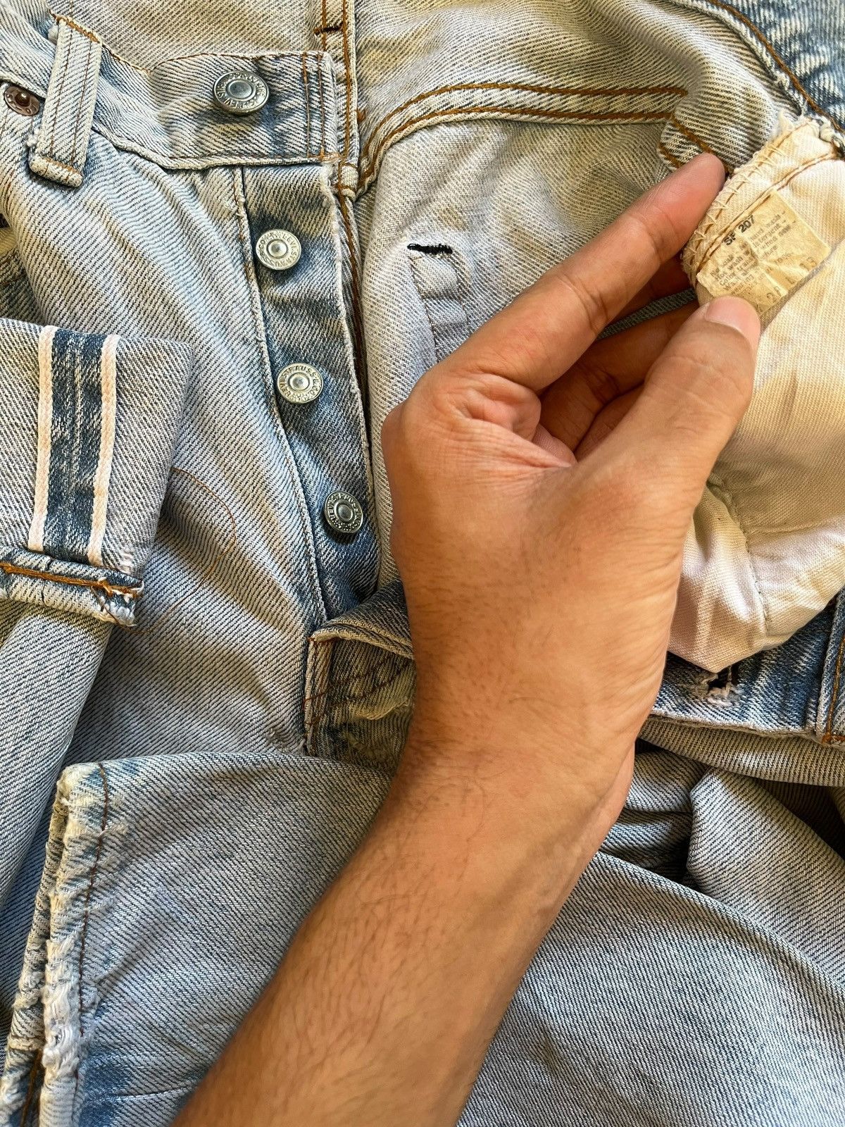 Levi's Vintage 70s Levis 501 Selvedge Bartacks Jeans Button 524 Size US 26 / EU 42 - 11 Thumbnail