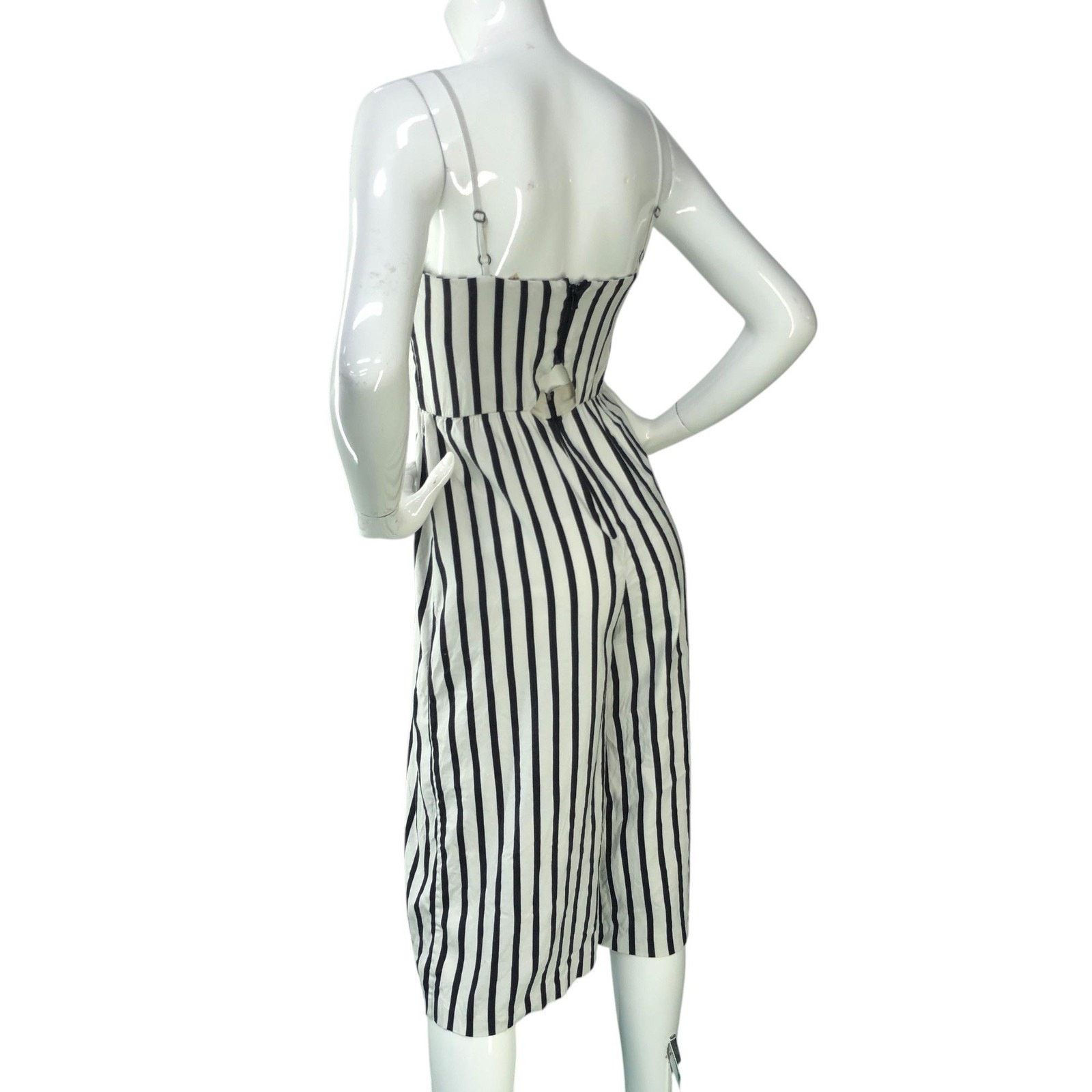 Alice + Olivia Alice + Olivia Jumpsuit 4 Striped Linen Cropped Wide Leg Size 27" / US 4 / IT 40 - 6 Thumbnail