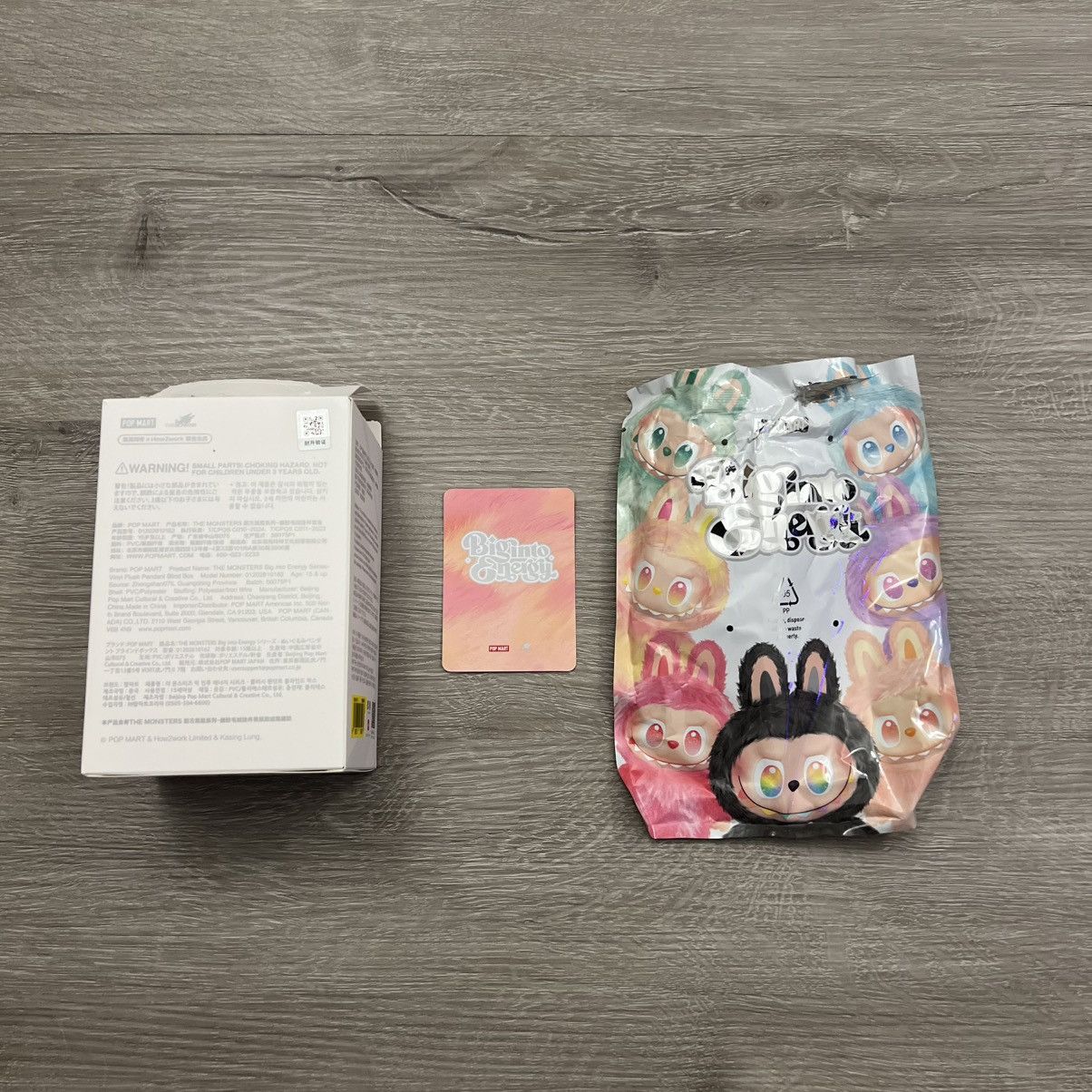 POP MART Labubu Big Into Energy Loyalty Monster Size ONE SIZE - 8 Thumbnail