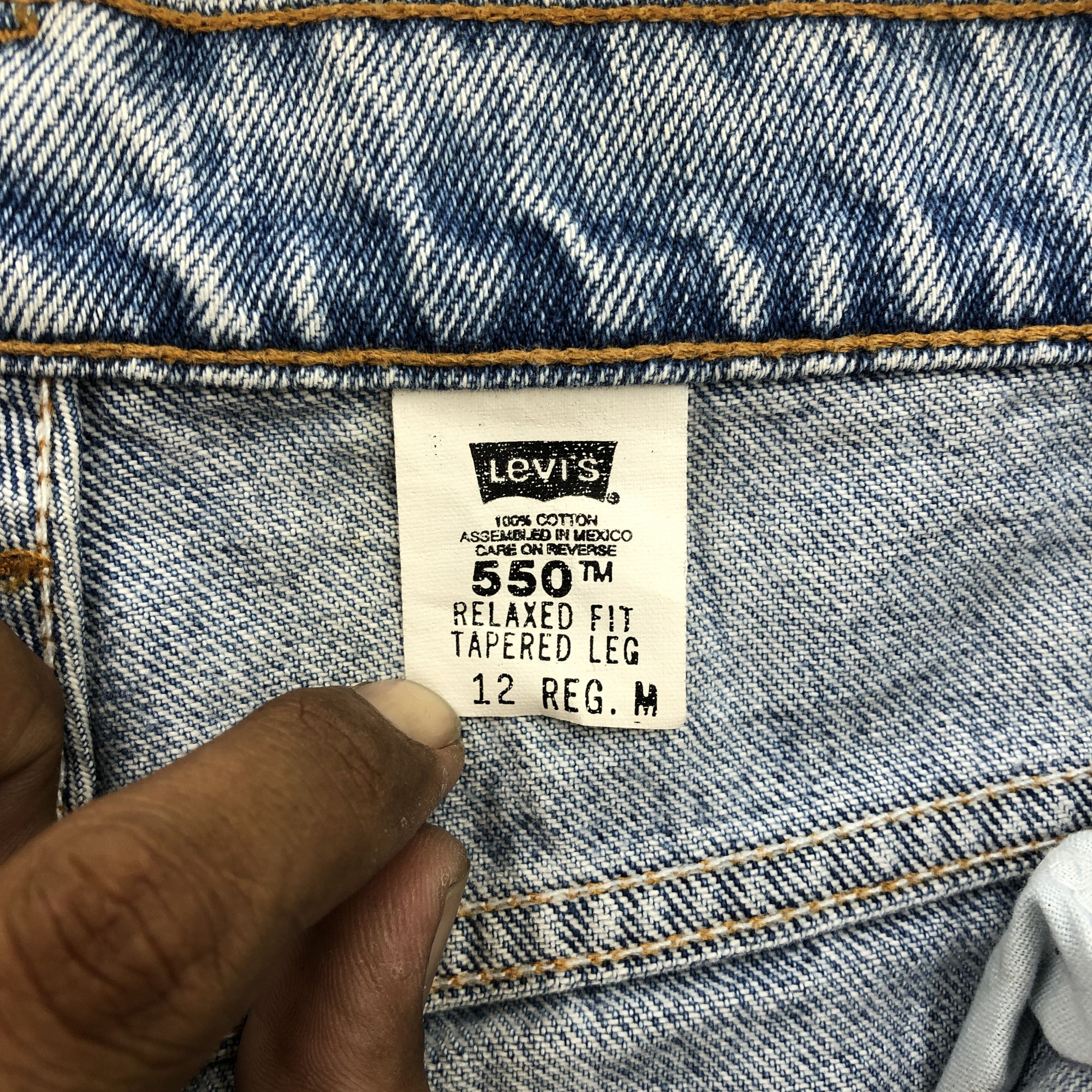 Levi's Vintage Levis Sun Faded Jeans Levi's 550 Light Wash Denim Size US 30 / EU 46 - 9 Thumbnail