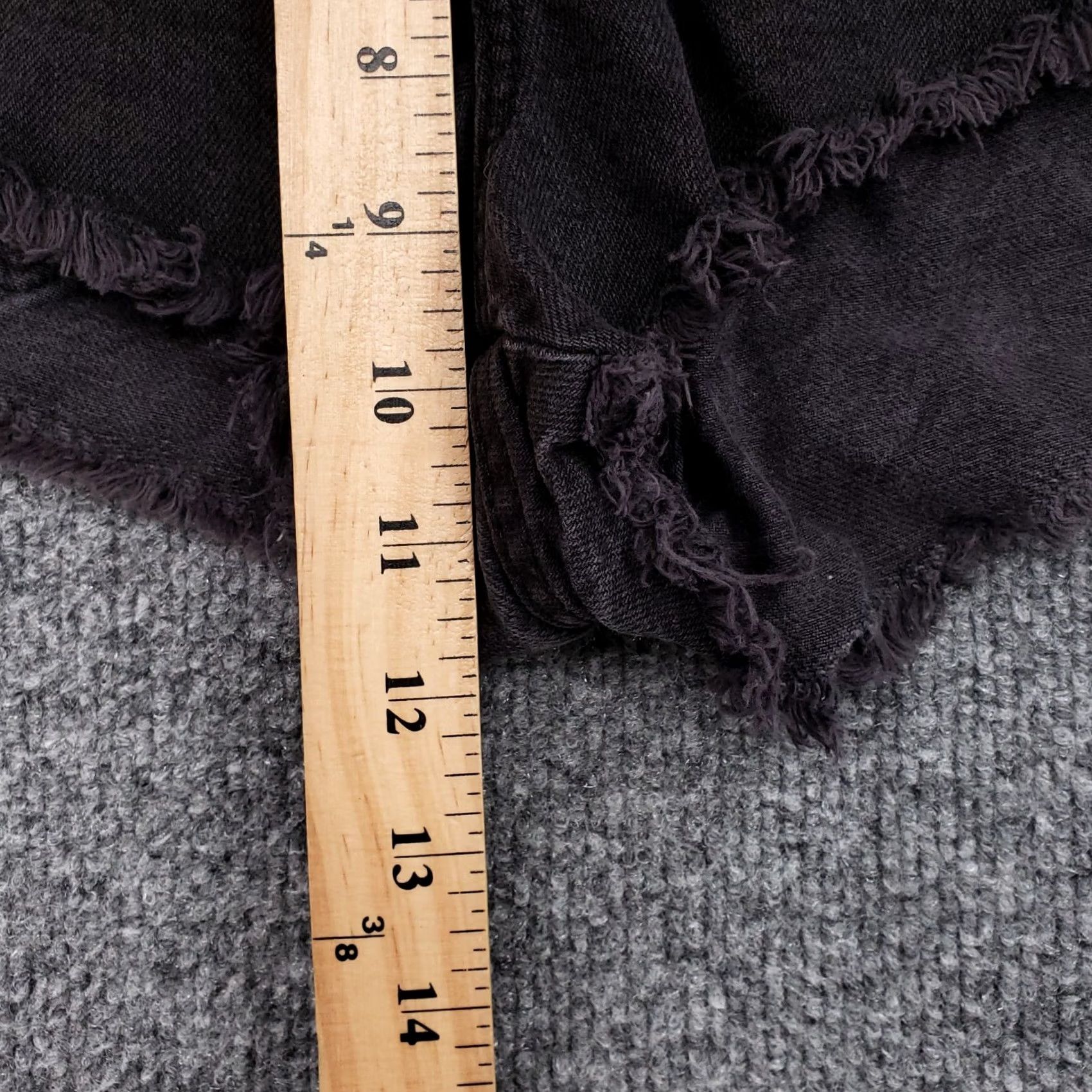 H&M H&M Divided Shorts Womens 4 Cut Off Mid Rise Denim Black Jeans Short Pants Casual Pockets Size 27" / US 4 / IT 40 - 5 Thumbnail