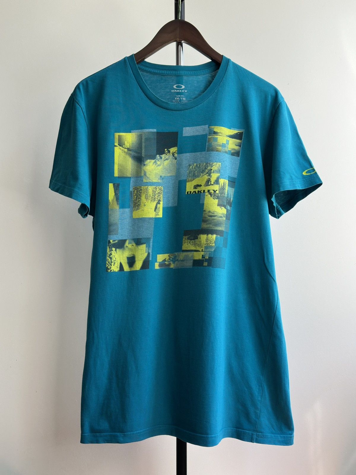 Oakley × Vintage VINTAGE Y2K OAKLEY GRAPHIC TEE Size US L / EU 52-54 / 3 - 1 Thumbnail