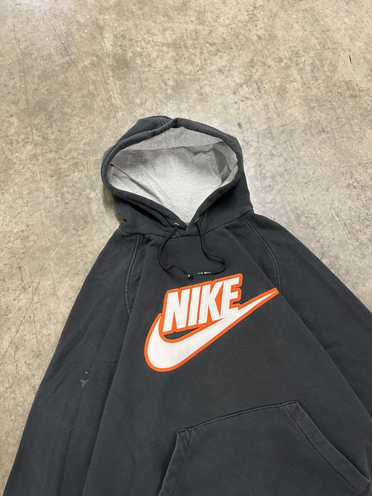 Nike × Vintage Nike big swoosh center swoosh y2k boxy fit hoodie skater Size US L / EU 52-54 / 3 - 7 Thumbnail