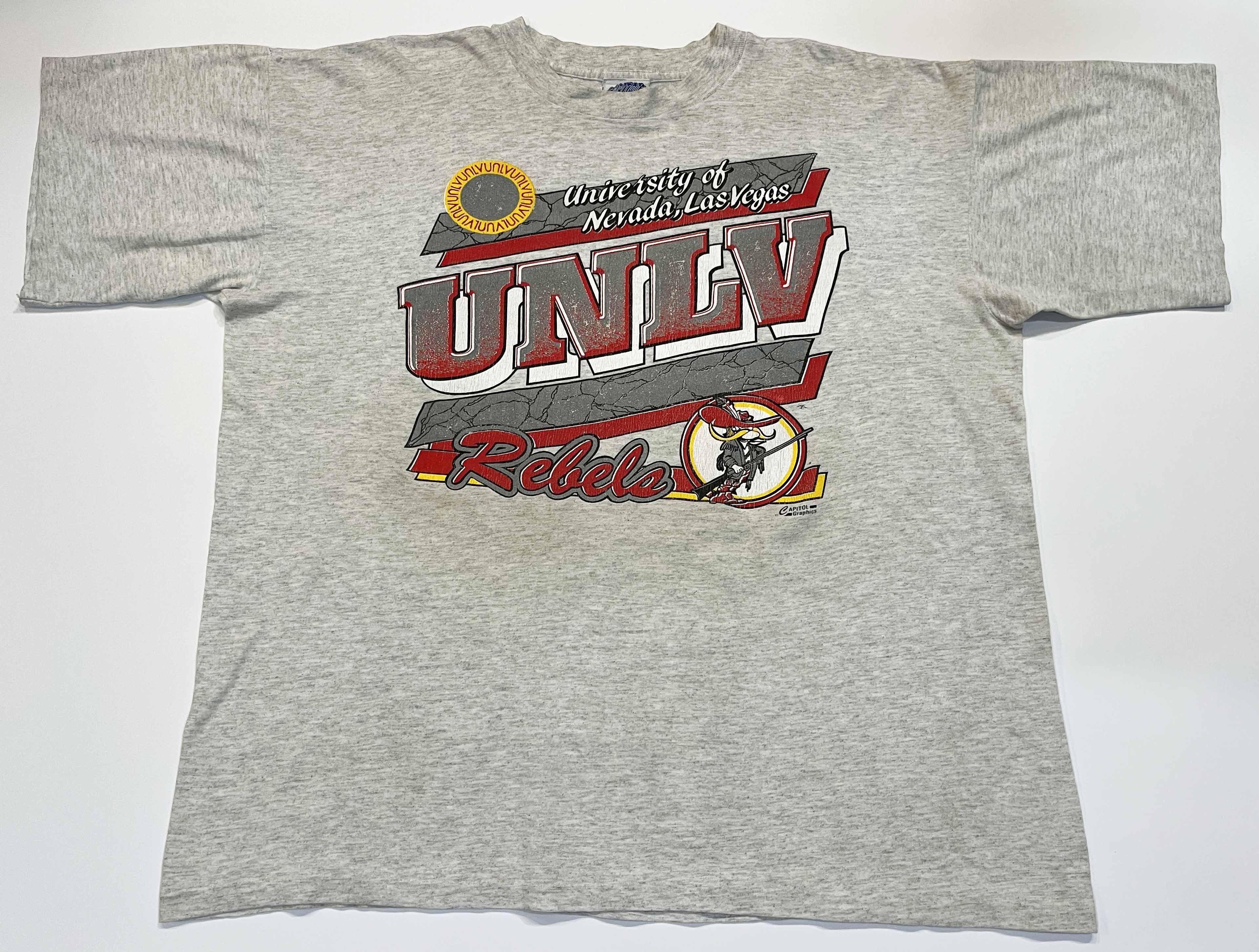 NCAA × Vintage Vintage Capitol Graphics NCAA Runnin' Rebels UNLV T-Shirt Size US XL / EU 56 / 4 - 1 Thumbnail