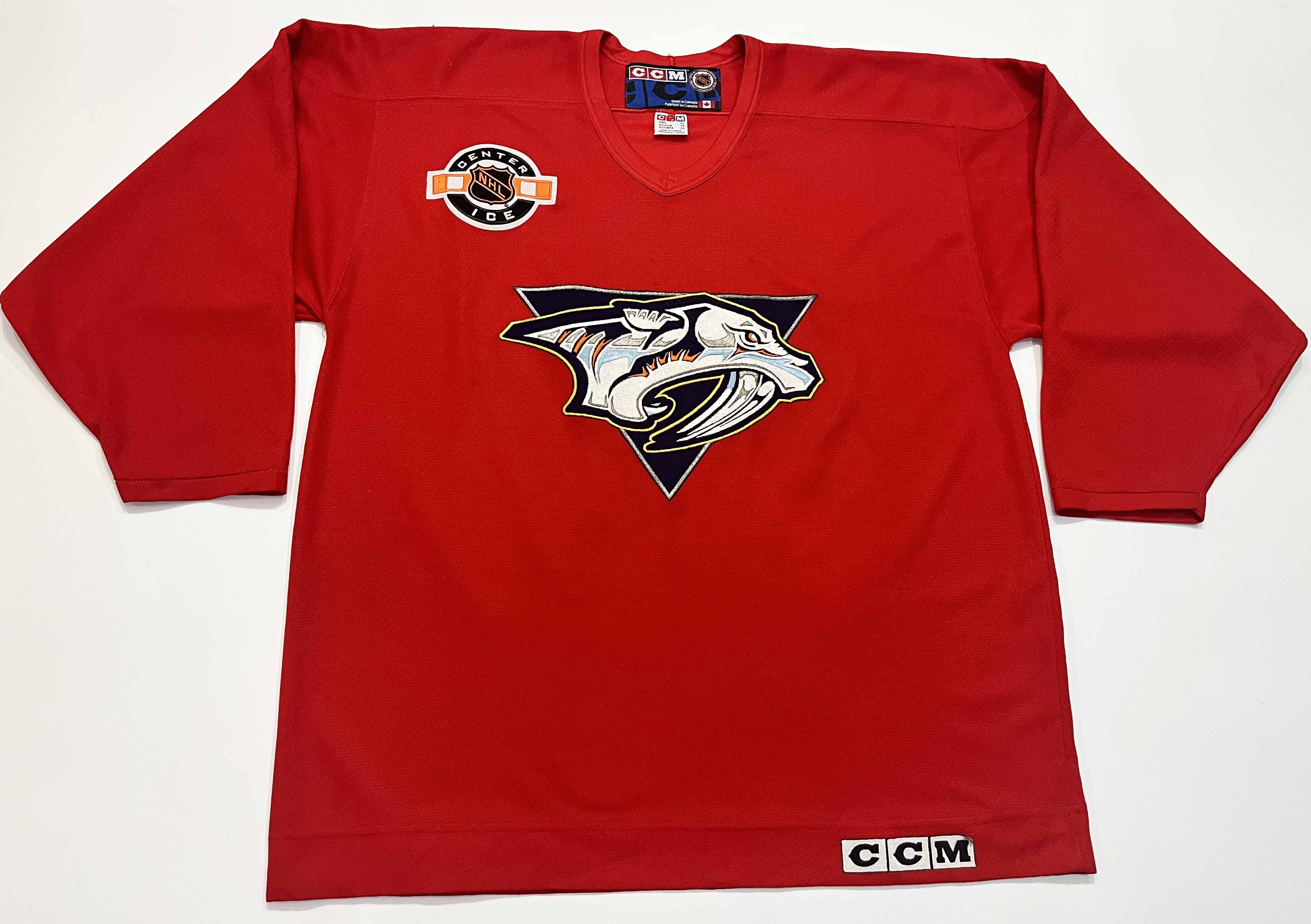 Ccm CCM Nashville Predators Practice NHL Hockey Jersey Size US XL / EU 56 / 4 - 1 Thumbnail