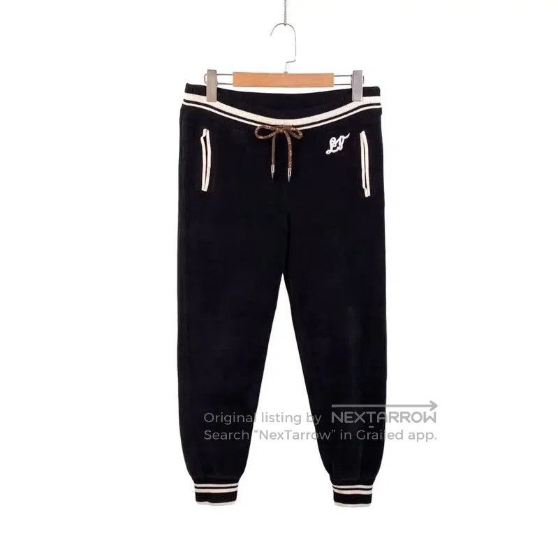 Louis Vuitton Louis Vuitton Black Wool Casual Pants . Size 23" - 1 Thumbnail