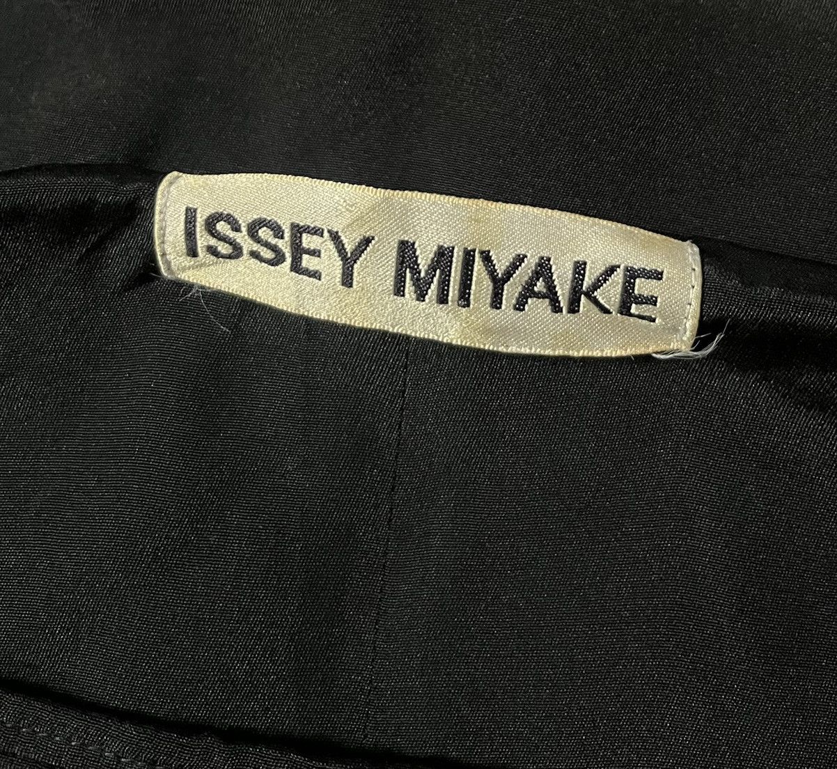 Issey Miyake Vintage issey miyake flowy black tank Size US M / EU 48-50 / 2 - 5 Thumbnail