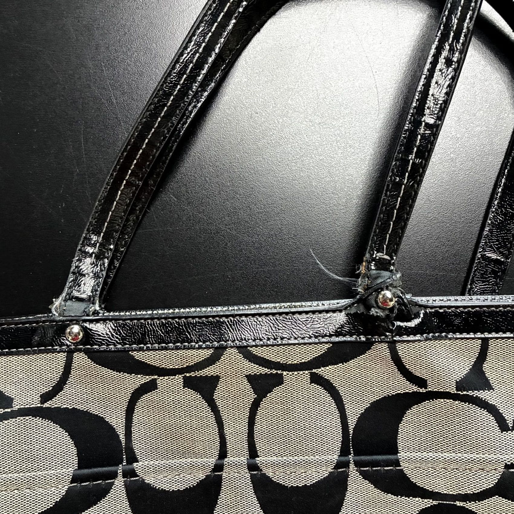 Coach Coach Tote Bag Womens Medium Black Signature Canvas Patent Shoulder Purse Size ONE SIZE - 5 Thumbnail