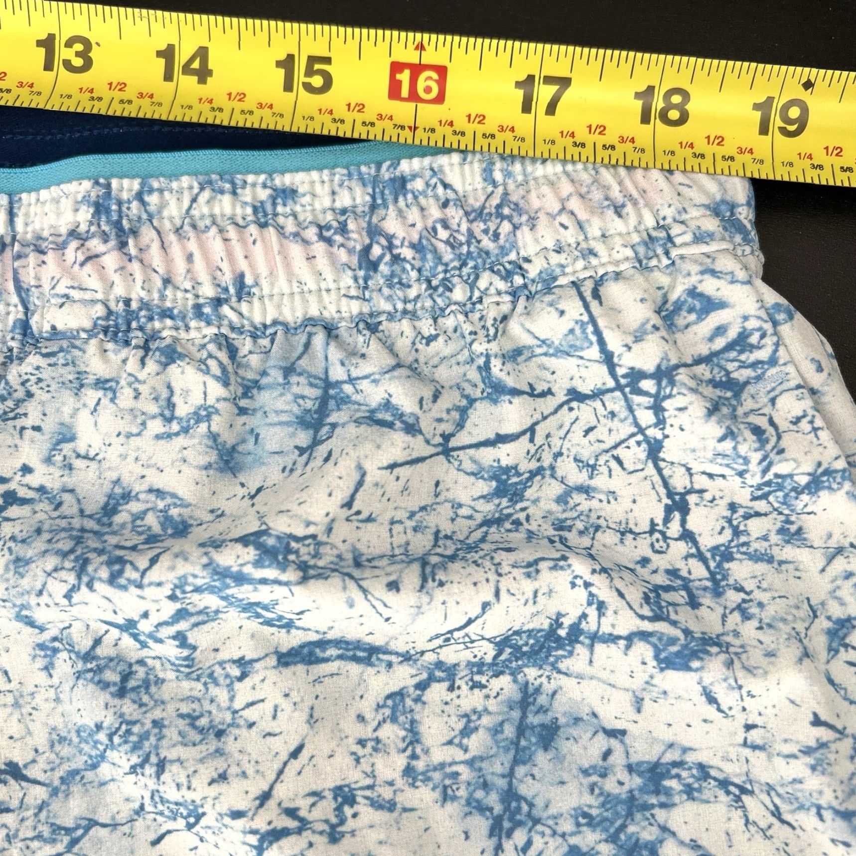 Chubbies Chubbies Shorts Men’s 2XL 5.5” Training Lined Splatter Blue Athletic Shorts Size US 39 - 4 Thumbnail
