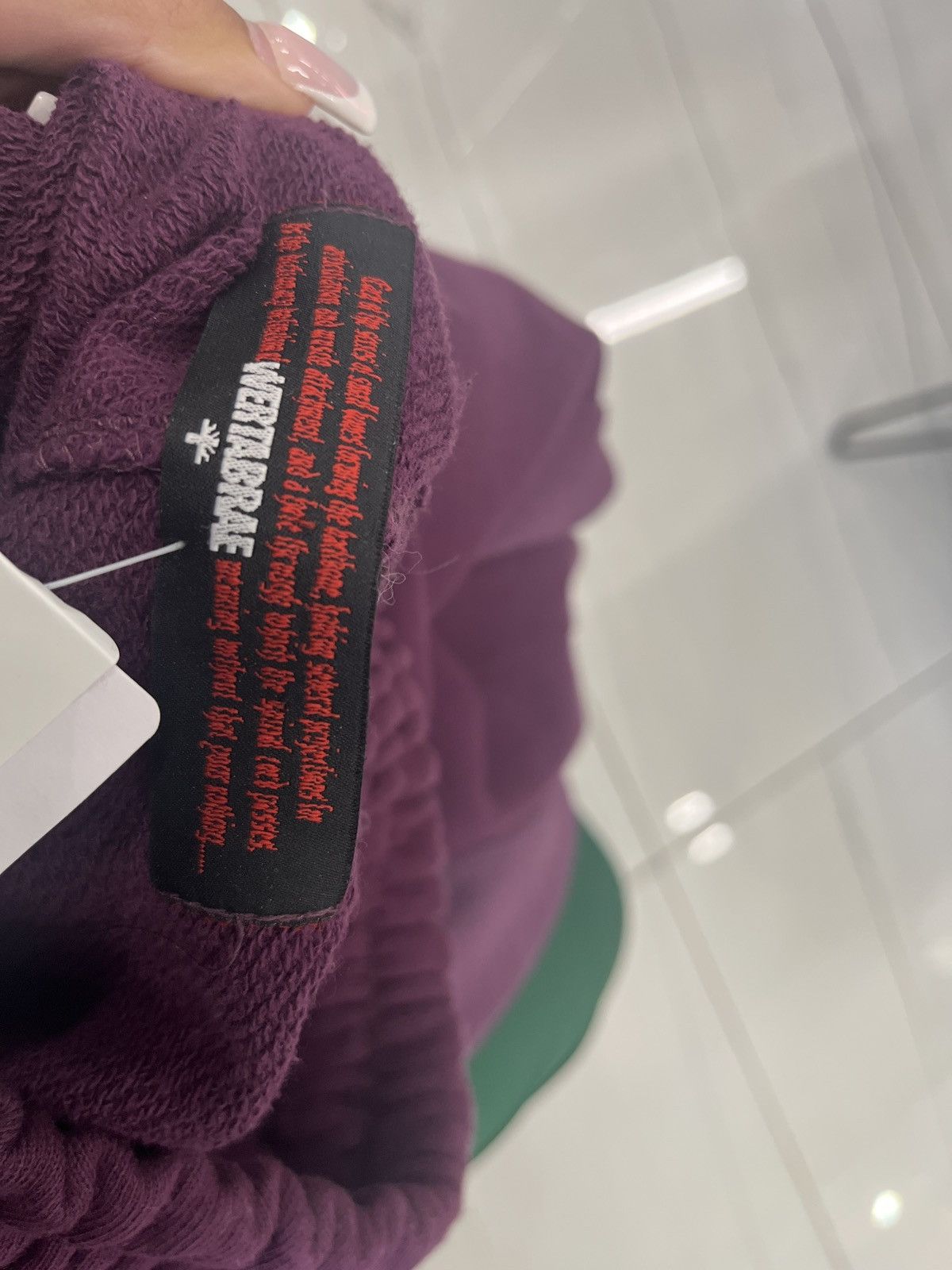 Vertabrae Sweats Maroon & Res Size US 32 / EU 48 - 3 Thumbnail