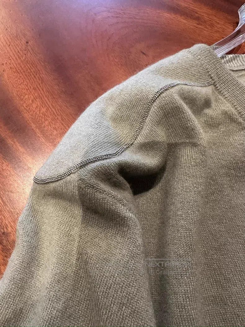 Brunello Cucinelli Brunello Cucinelli Beaded cashmere sweater. Size XXS / US 00 / IT 34 - 5 Thumbnail