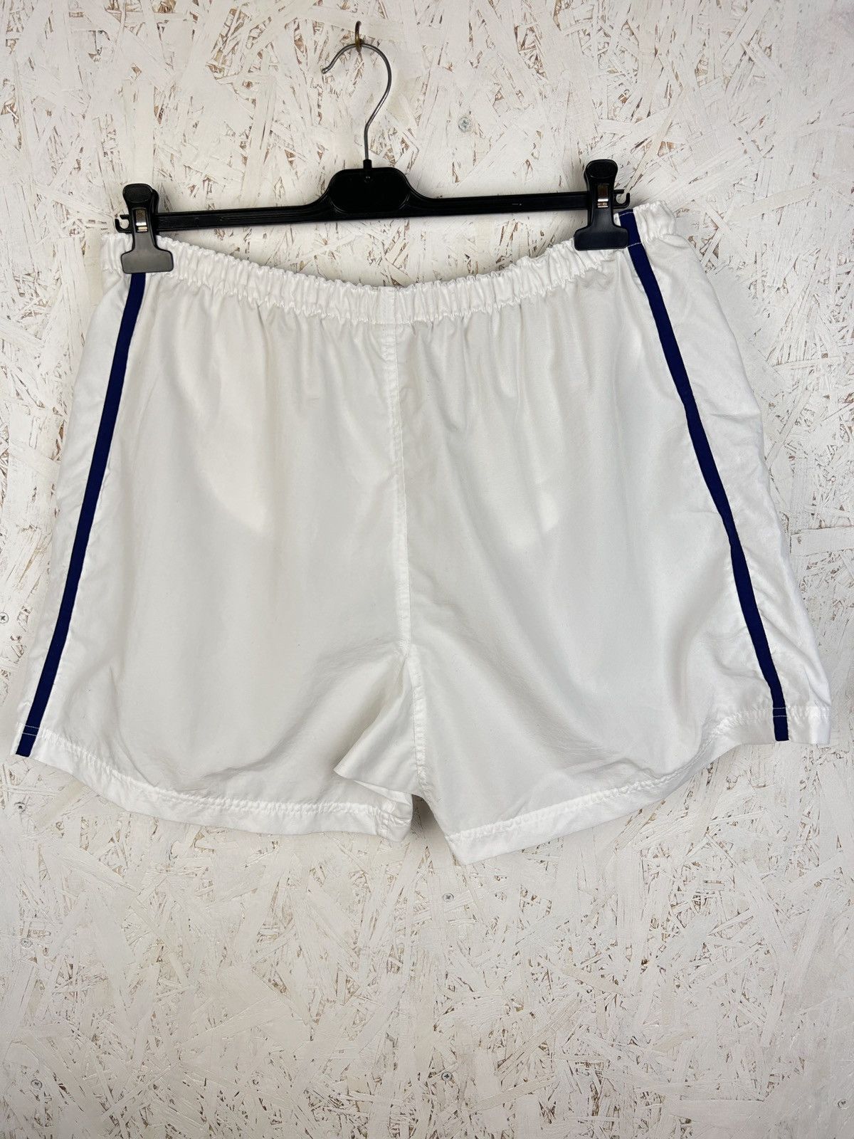 Nike 90s Vintage Nike Arsenal FC 1998/2000 Home Kit Shorts Size US 36 / EU 52 - 5 Thumbnail