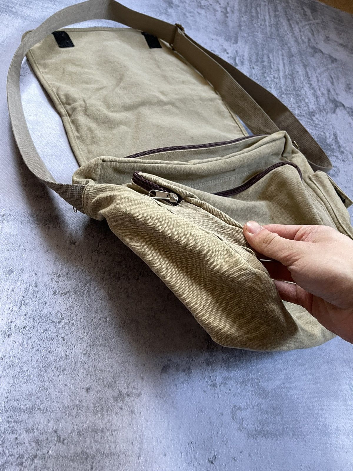 Japanese Brand 90s Y2K Crossbody Military Style Multipocket Messenger Bag Size ONE SIZE - 13 Thumbnail