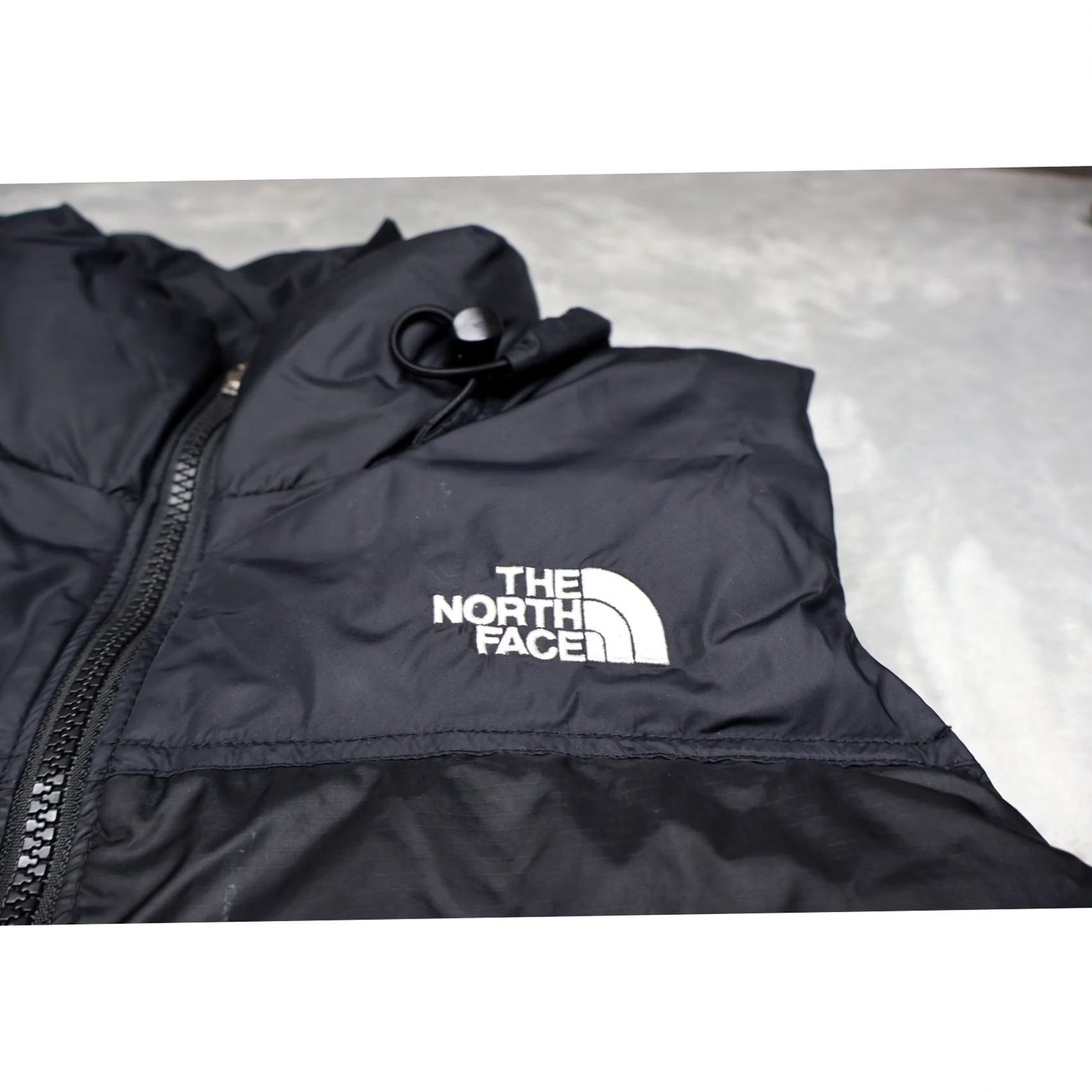 The North Face VINTAGE North Face Down Vest Womens Small Black 1996 Retro Nuptse Insulated Puffer LOGO Size S / US 4 / IT 40 - 3 Thumbnail