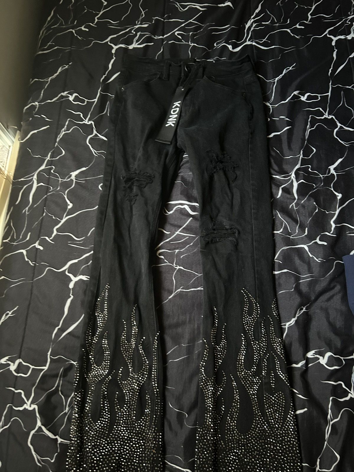 Designer black,with grey diamonds at the bottom Size US 28 / EU 44 - 4 Thumbnail