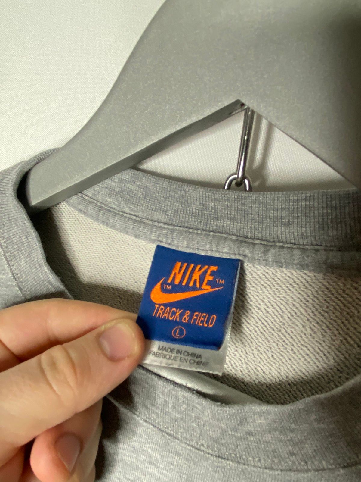 Nike 🔥Men’s Rare Vintage Nike Flags International Sweatshirt 🔥 Size US L / EU 52-54 / 3 - 8 Thumbnail