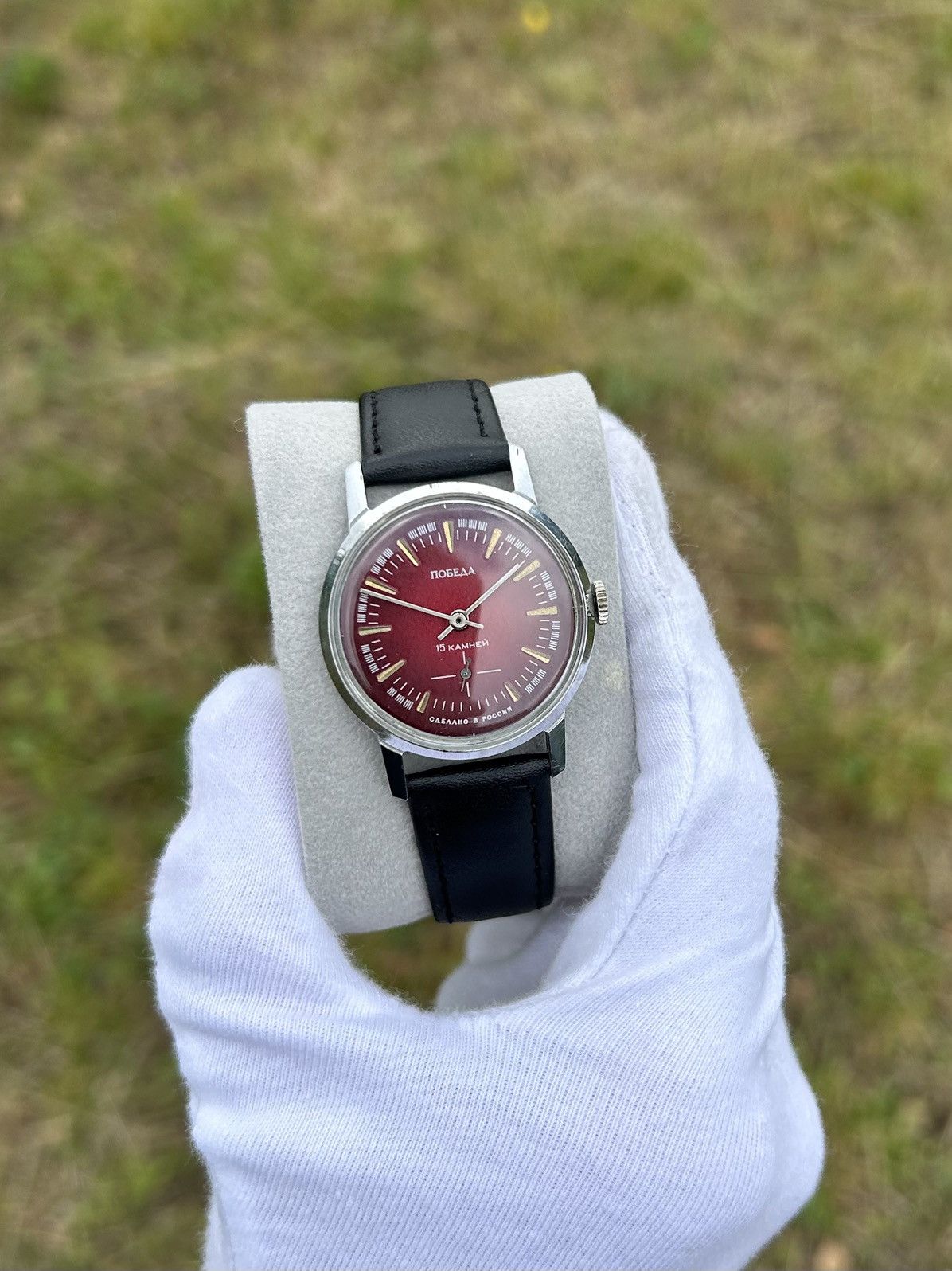 Vintage Vintage Watch Pobeda Retro Authentic Mechanical 1990s Size ONE SIZE - 12 Thumbnail