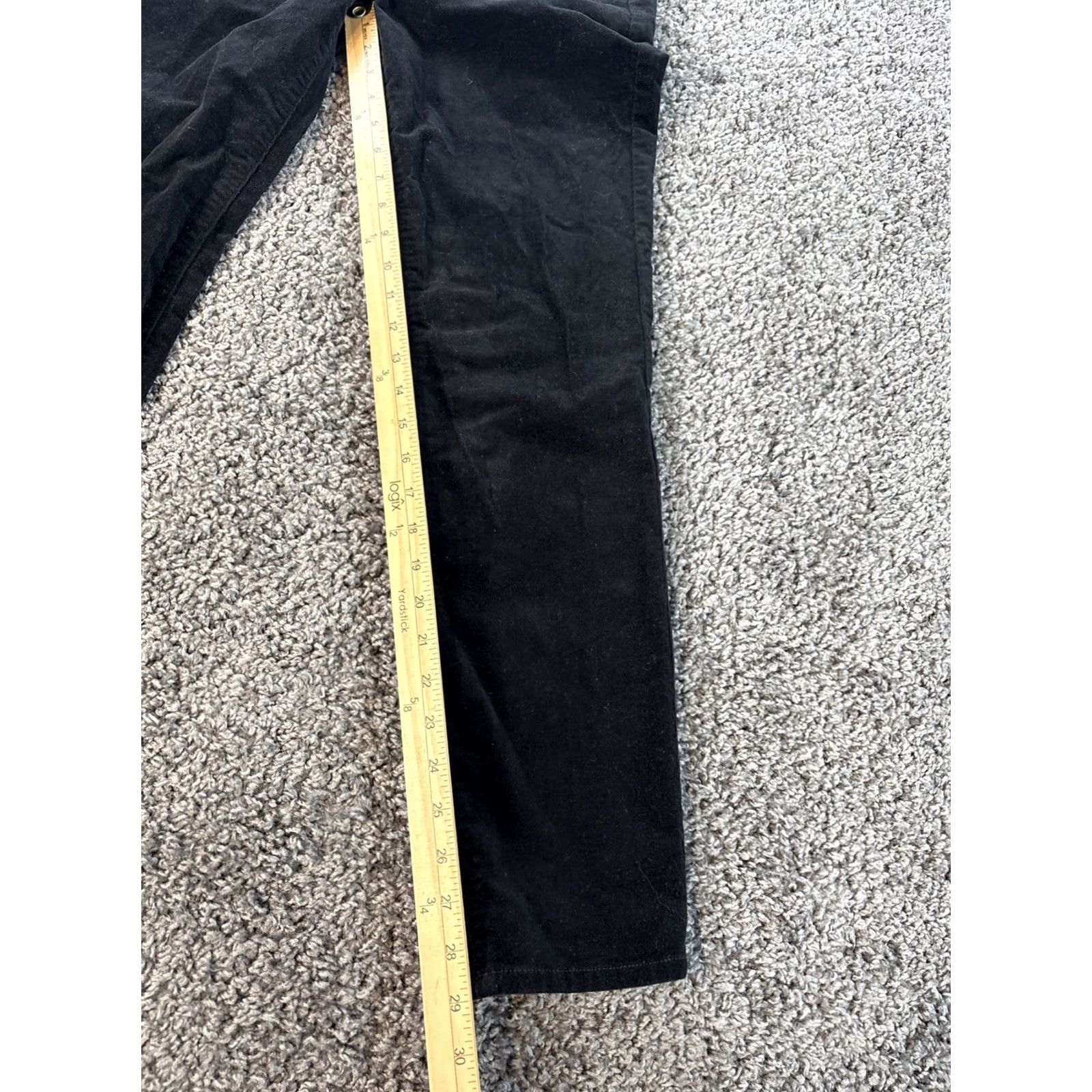 Vintage KUT from the Kloth Diana Black Corduroy Skinny Pants Women's 10 Regular inseam 32"} Size 32" / US 10 / IT 46 - 2 Thumbnail