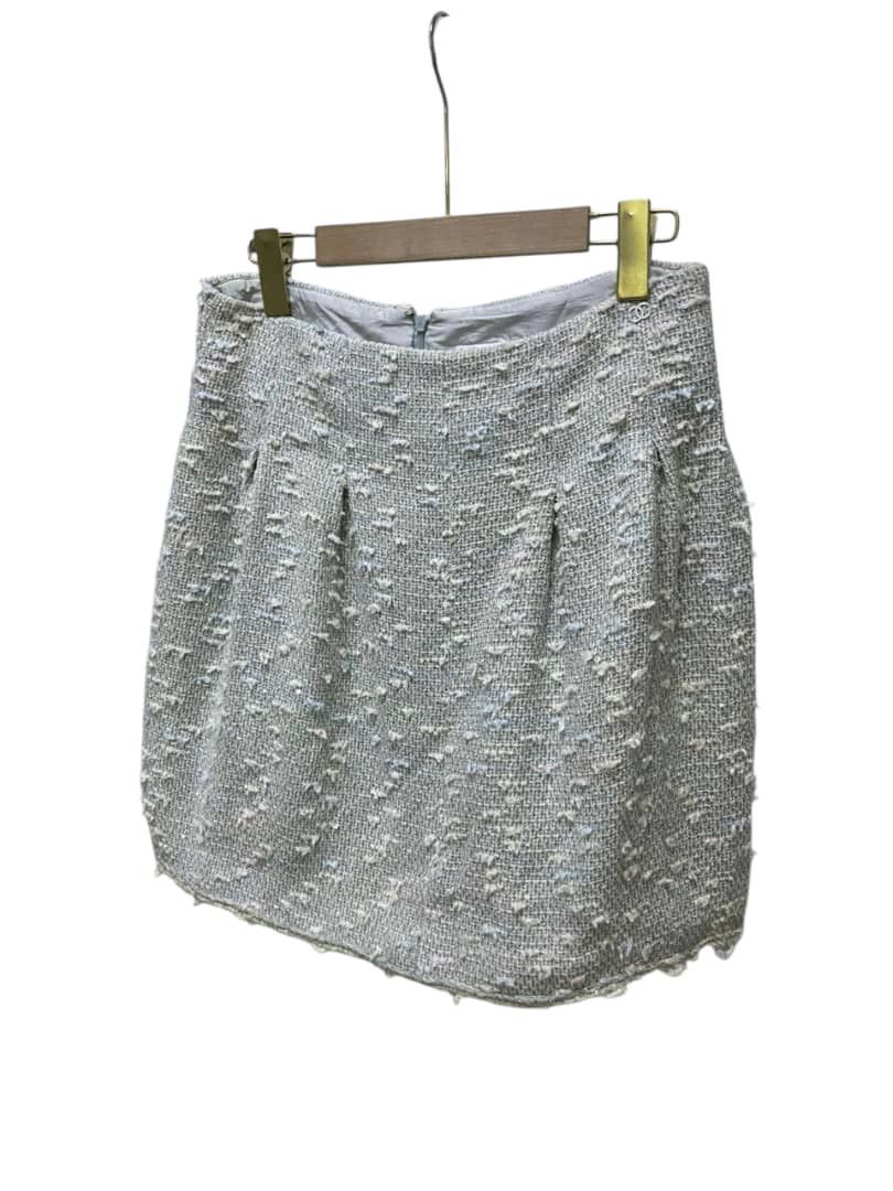 Chanel Chanal Baby Blue Sequin Tweed Skrit Size 30" / US 8 / IT 44 - 2 Thumbnail