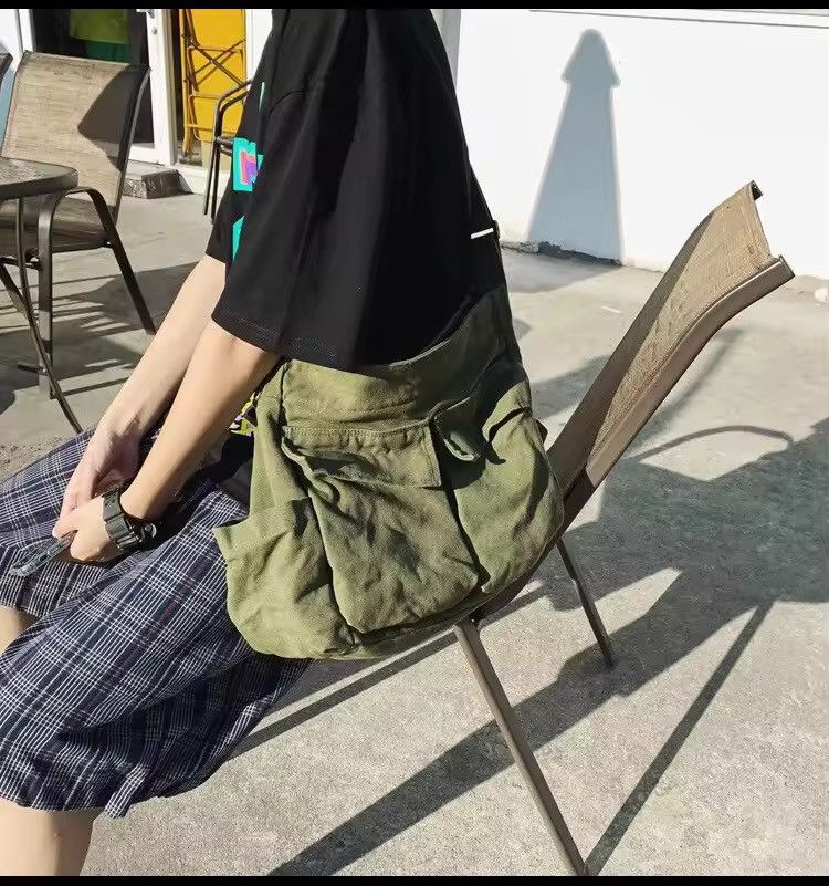 Japanese Brand Black Color Shoulder Messenger Bag Size ONE SIZE - 3 Thumbnail