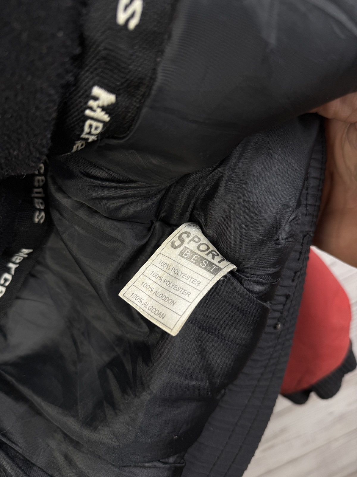 Mercedes-Benz Vintage Racing Mercedes-Benz Jacket Malboro Shell Red Bull Size US M / EU 48-50 / 2 - 21 Thumbnail