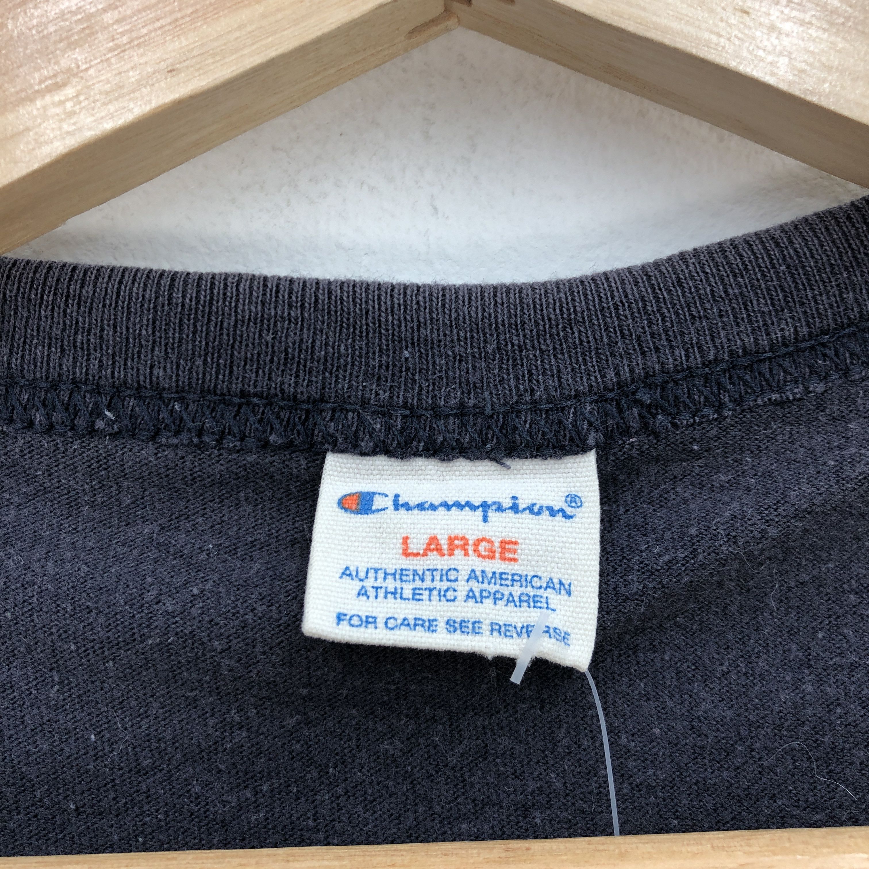 Champion Vintage Champion T Shirt Champion Shamrocks Tees Size US M / EU 48-50 / 2 - 6 Thumbnail