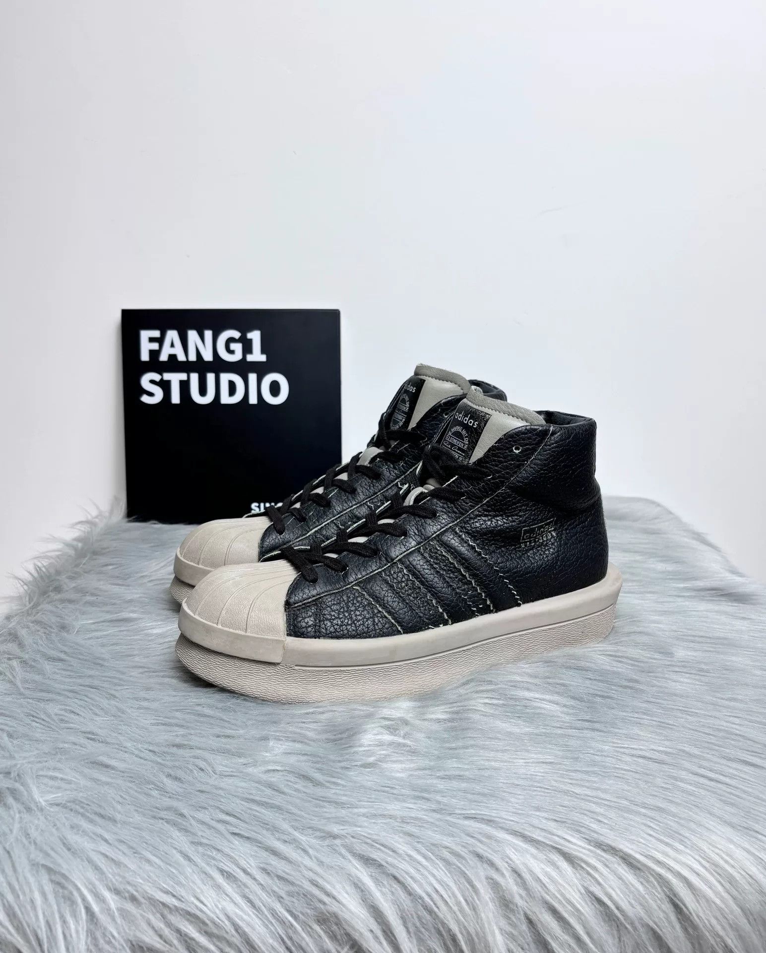 Rick Owens Rick Owens Leather Black Hitop Sneakers 9 Men Size US 9 / EU 42 - 1 Thumbnail