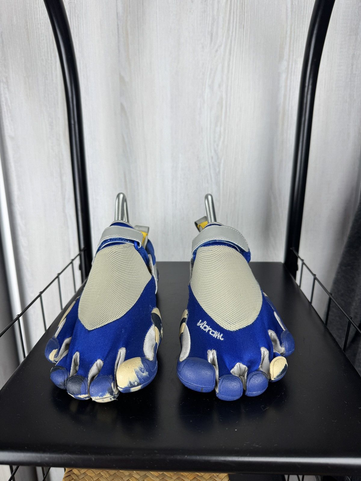 Vibram Vibram FiveFingers Barefoot Running Shoes size 38 Size US 8 / IT 38 - 5 Thumbnail