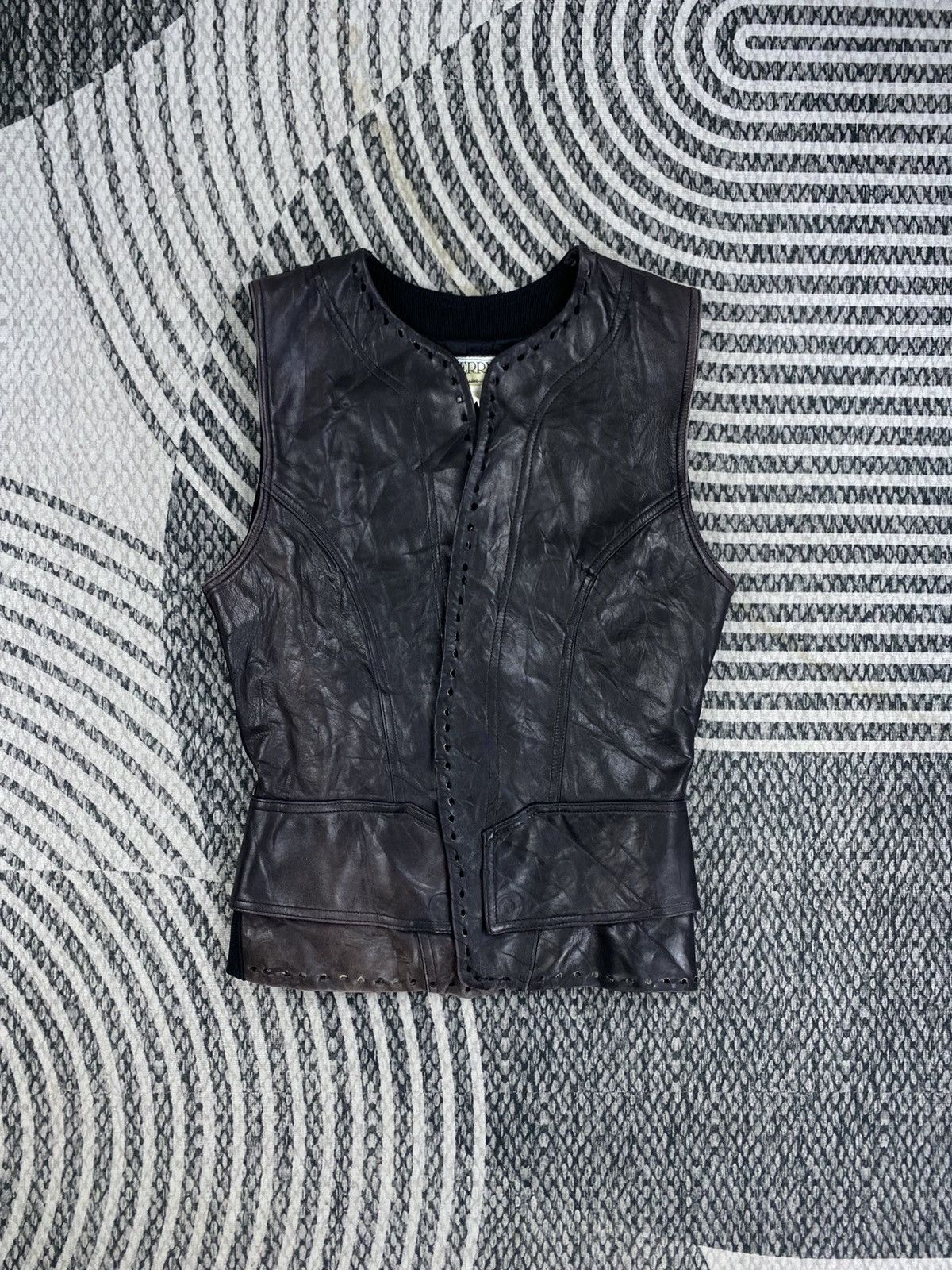 Vintage Vintage Terry Paris Twin Creek Leather Vest Size US S / EU 44-46 / 1 - 1 Thumbnail