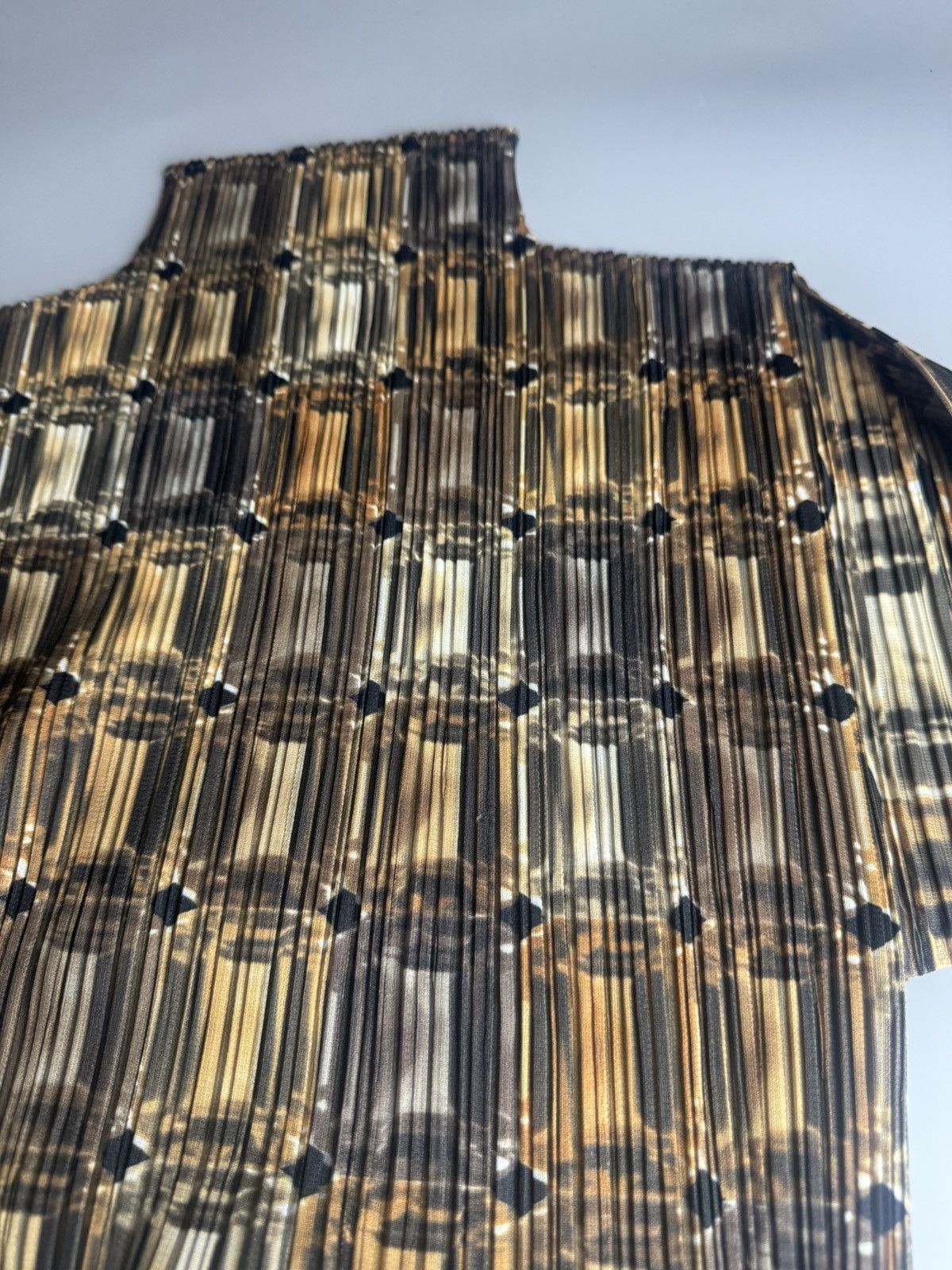 Pleats Please Issey Miyake Pleat Please Issey Miyake - Jewel Print - Bottle Neck - L/S Size ONE SIZE - 2 Thumbnail