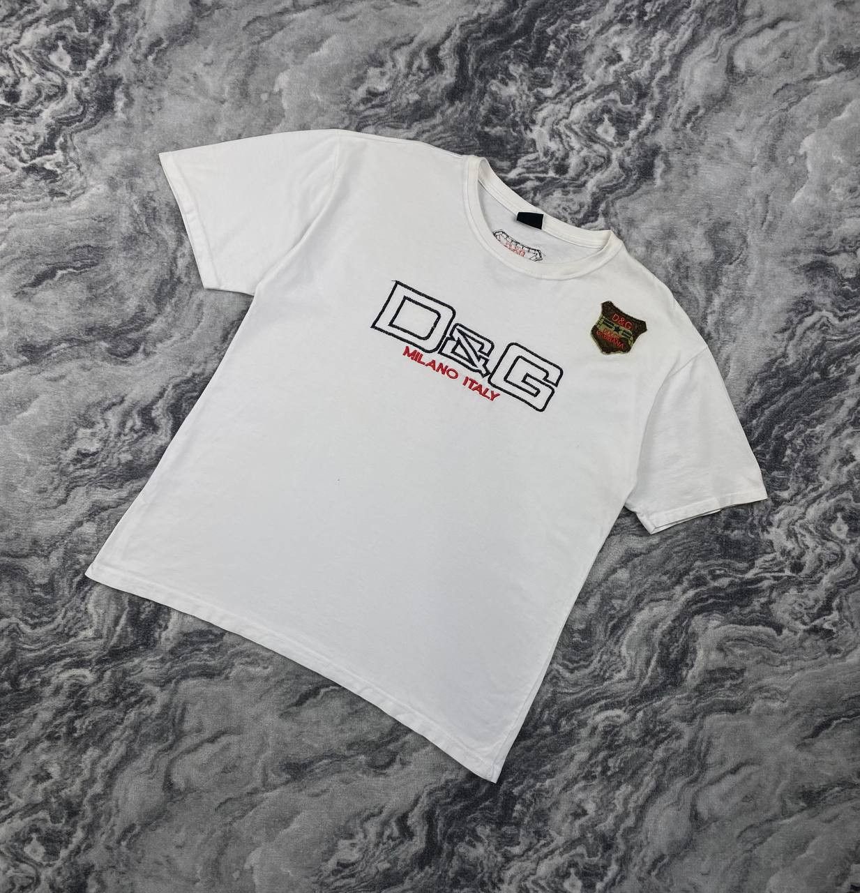 Dolce & Gabbana Vintage Dolce Gabbana Big Log T Shirt Men Size L White Size US L / EU 52-54 / 3 - 1 Thumbnail