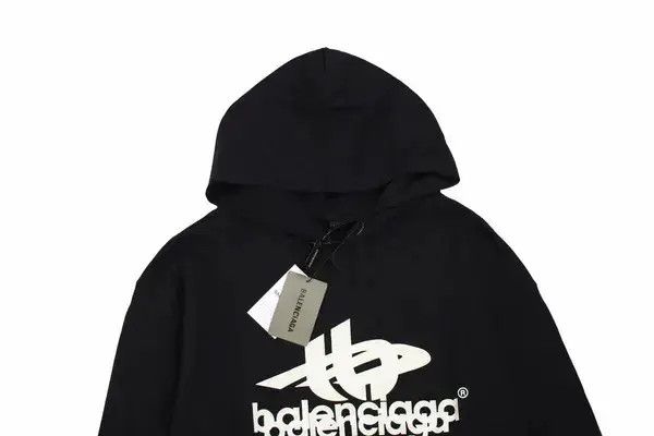 Balenciaga o1bcso1str0924 Layered Sports Hoodie Medium in Black/White Size US M / EU 48-50 / 2 - 3 Thumbnail