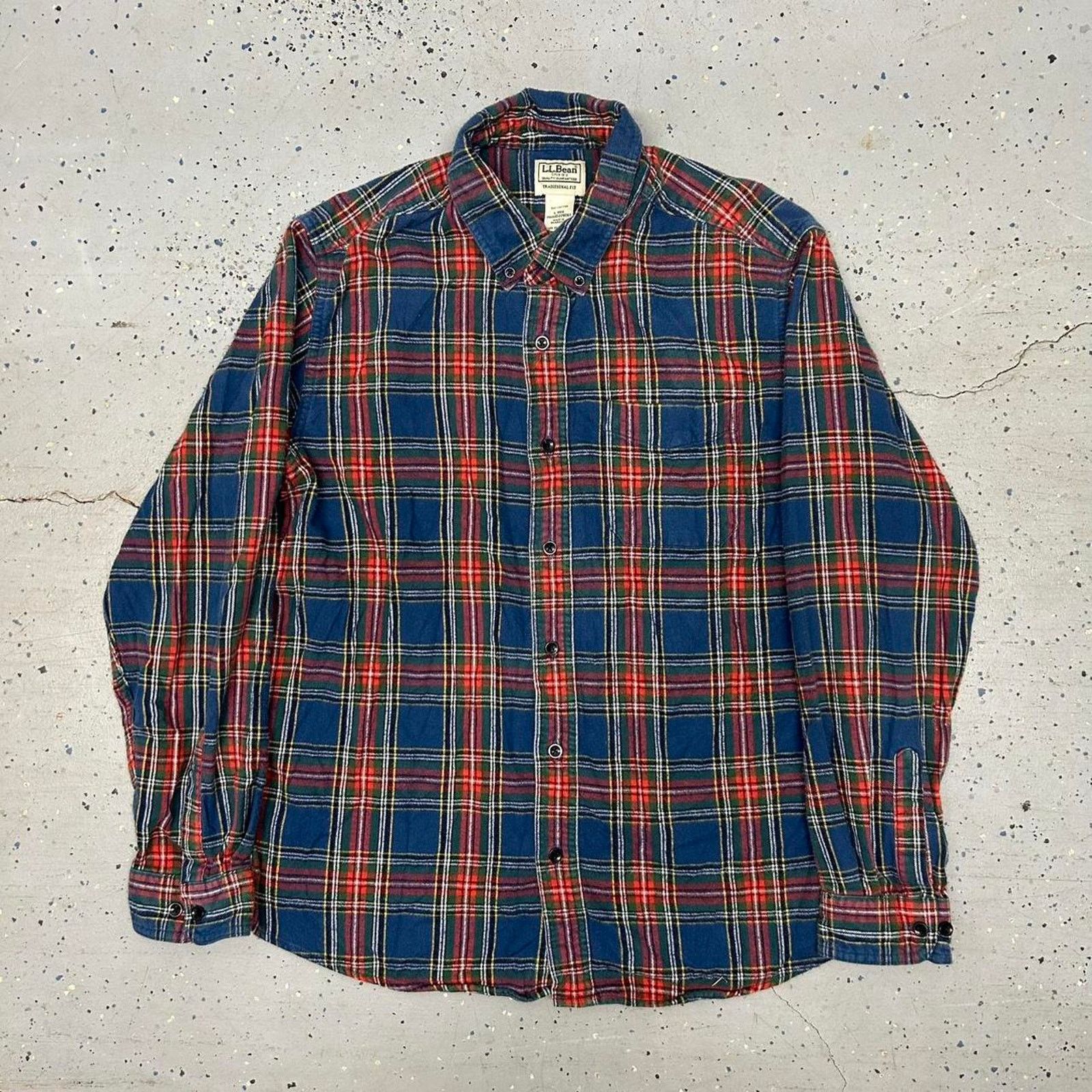 L.L. Bean VTG/Y2K Navy blue L.L.Bean Flannel button-up shirt Size US L / EU 52-54 / 3 - 1 Thumbnail