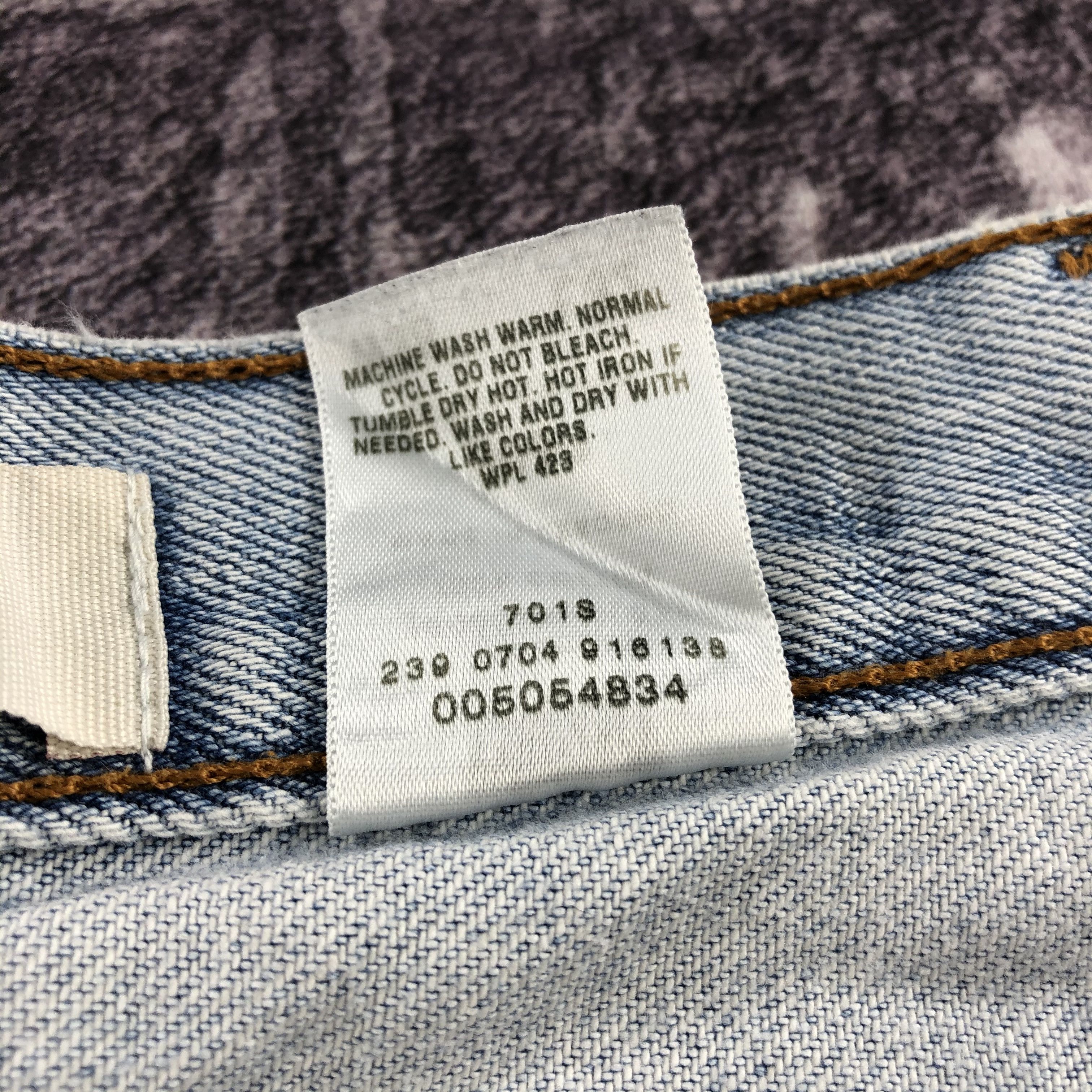 Levi's × Vintage Vintage Light Wash Levis 505 Jeans-JM2448 Size US 37 - 15 Thumbnail