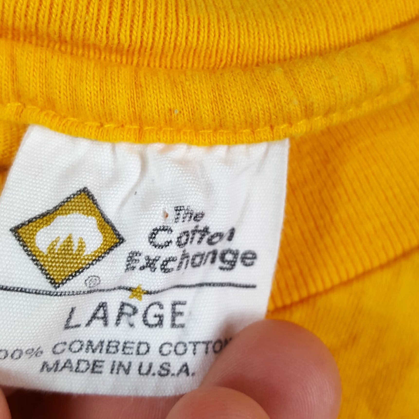 Vintage Vintage East Carolina Pirates NCAA Football T-Shirt Men Large Yellow College Retro 90s Y2K Size US L / EU 52-54 / 3 - 6 Thumbnail