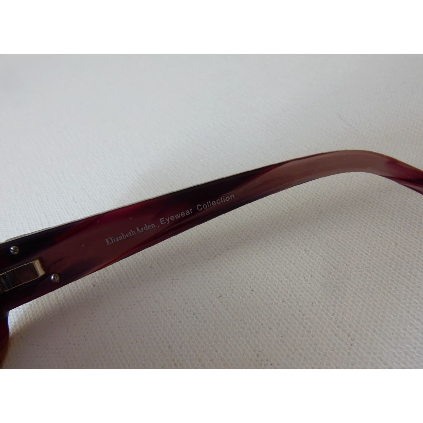 Vintage VINTAGE Elizabeth Arden Sunglasses Women's Red Frame 57[]15 135 5206-2, 57-15-135, A Missing Left Arm, Sunglasses, Womens Size ONE SIZE - 4 Thumbnail