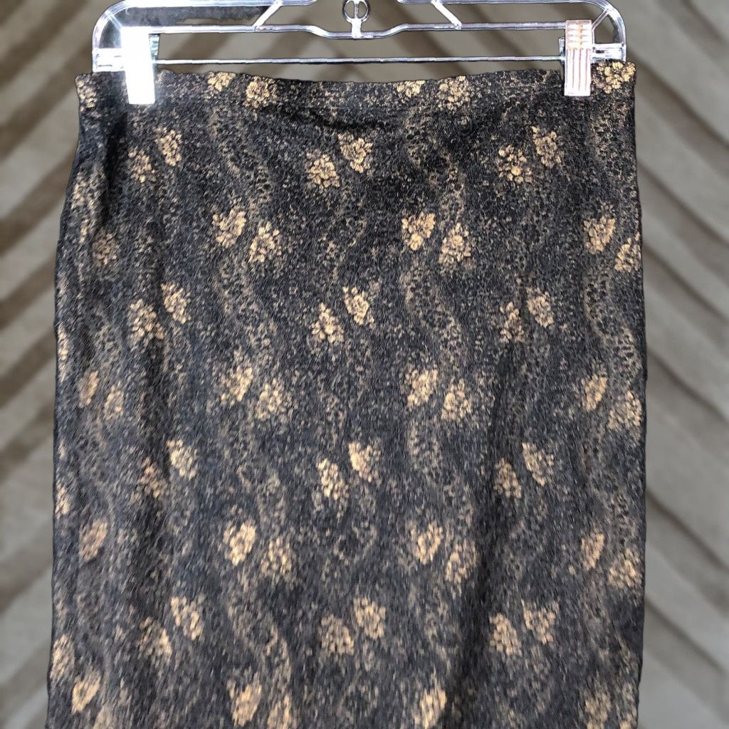 Express Express Skirt Womens Black Gold Pull On Lined Floral Lace Ruffle Small Midi A-Line Size 28" / US 6 / IT 42 - 1 Thumbnail