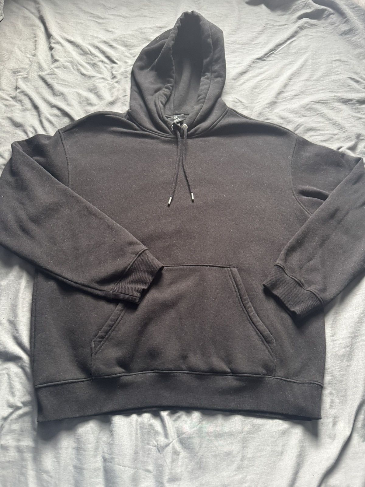 H&M H&M Loose Fit Black Pullover Hoodie Size US M / EU 48-50 / 2 - 1 Thumbnail