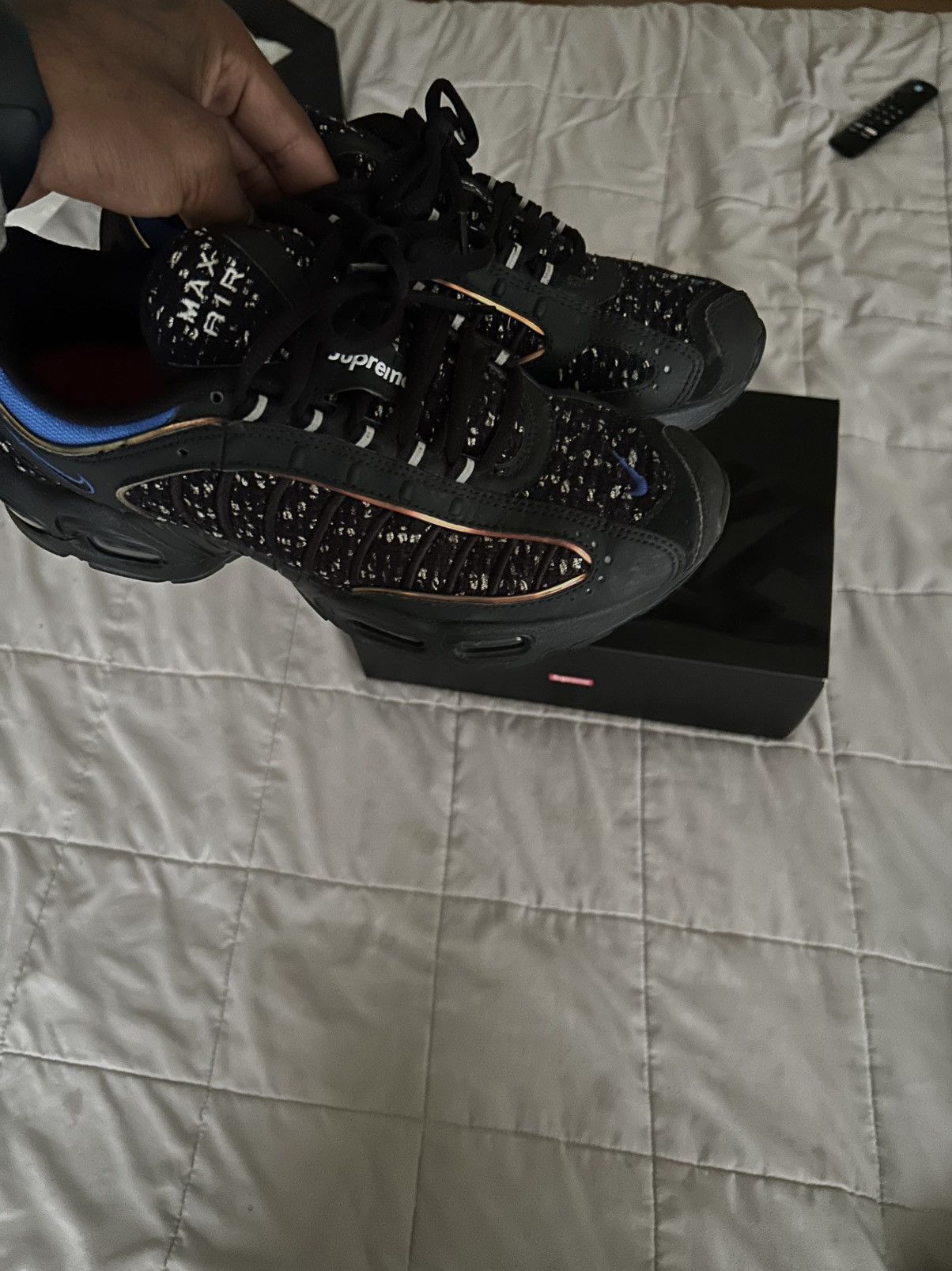 Nike × Supreme Nike x Supreme Air Max Tailwinds Size US 9.5 / EU 42-43 - 4 Thumbnail