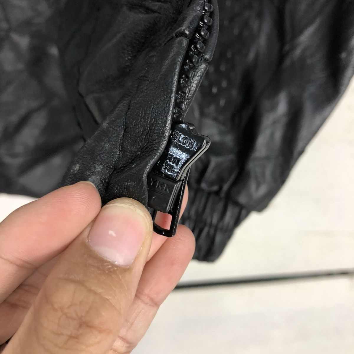 Genuine Leather 🔥VINTAGE UNBRANDED LEATHER BOMBER JACKET ISSEY MIYAKE Size US M / EU 48-50 / 2 - 19 Thumbnail