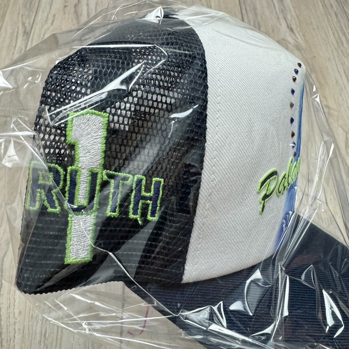 Palace Palace 1 Truth Trucker Mesh Hat White/Navy Deadstock DS Size ONE SIZE - 8 Thumbnail