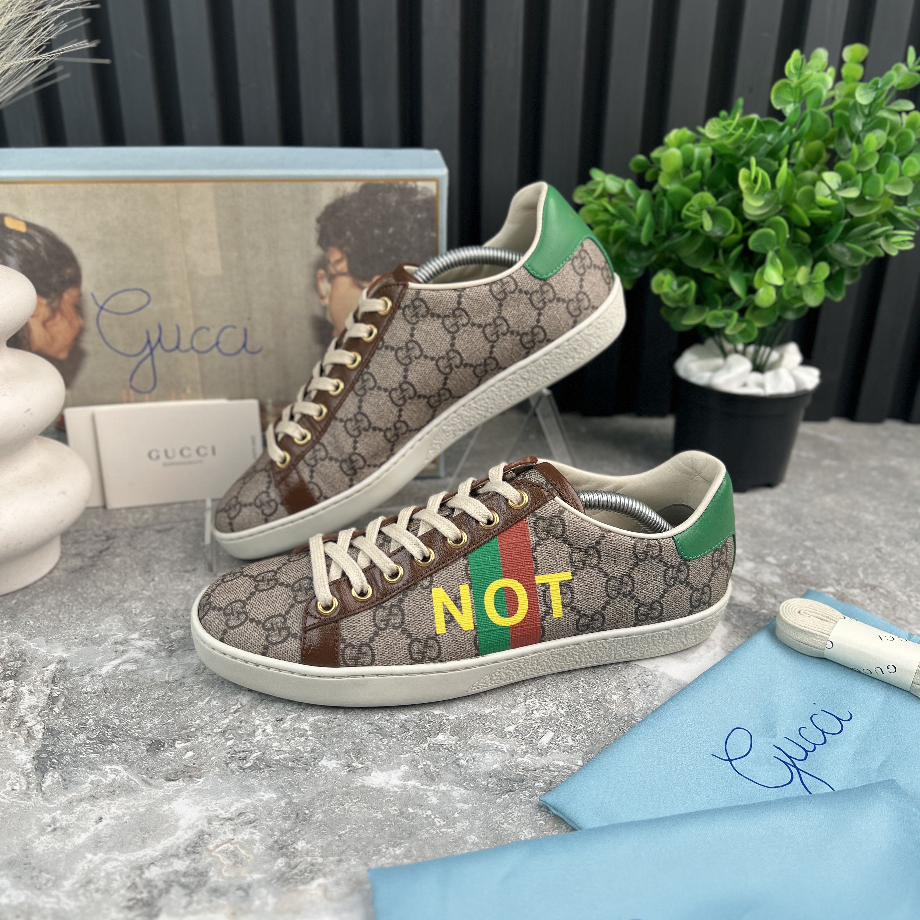 Gucci Gucci ACE GG Supreme Canvas Not Fake Leather Size US 7.5 / IT 37.5 - 2 Thumbnail