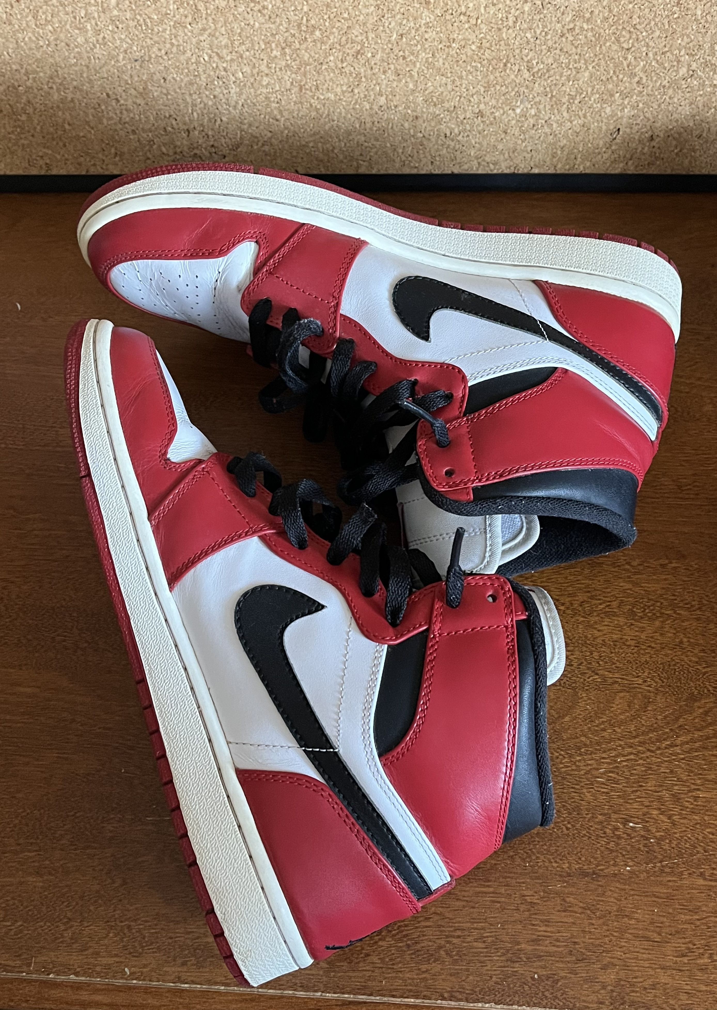 Jordan Brand × Nike Jordan 1 Chicago 2012 Size US 9 / EU 42 - 6 Thumbnail