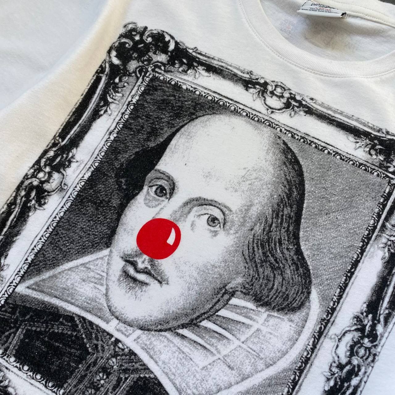 Vivienne Westwood Vivienne Westwood comic relief t-shirt s-xs size Size US XS / EU 42 / 0 - 3 Thumbnail