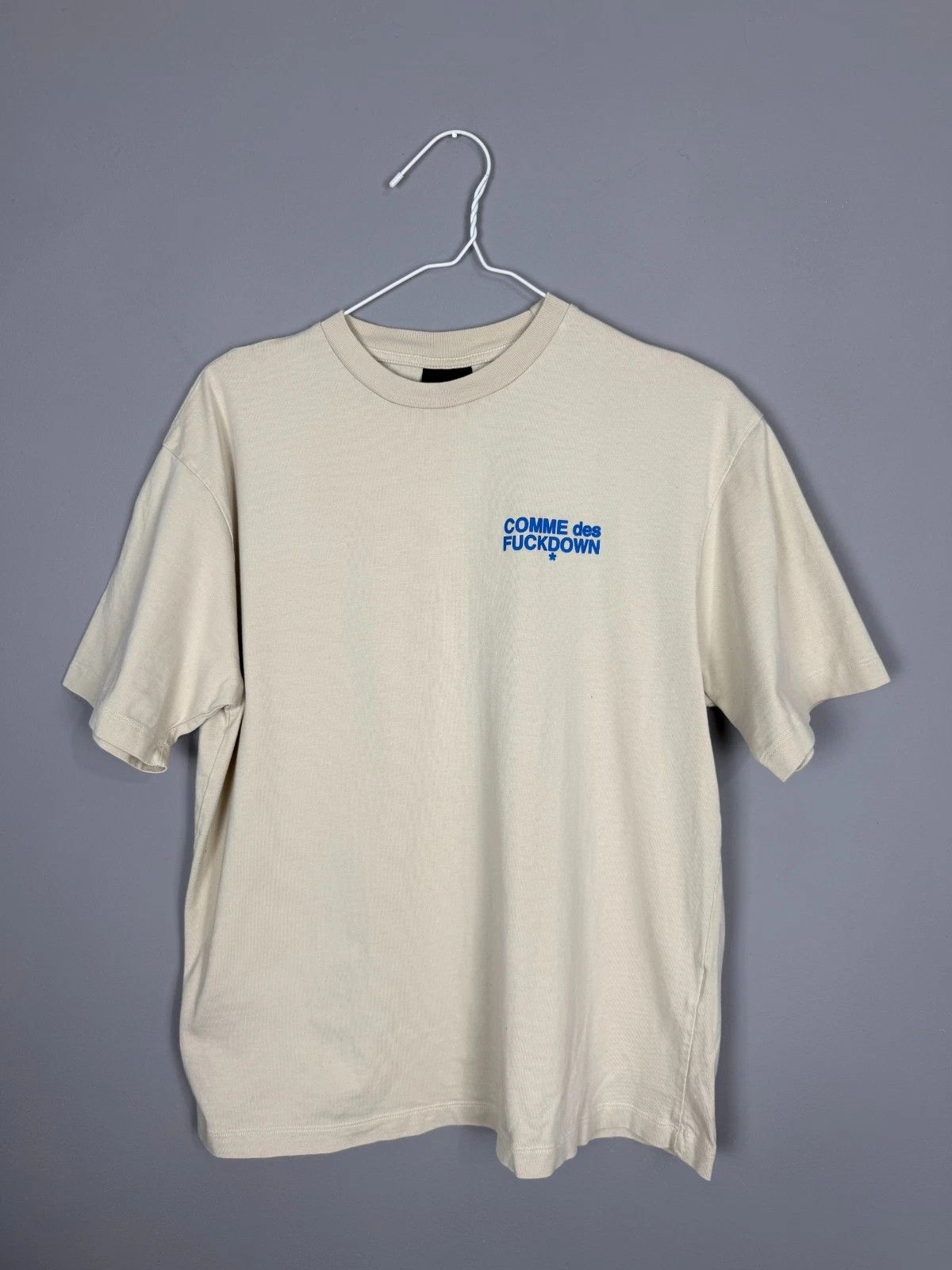 Comme Des Fuck Down Comme des Fuckdown Logo T-Shirt Beige Size US L / EU 52-54 / 3 - 1 Thumbnail