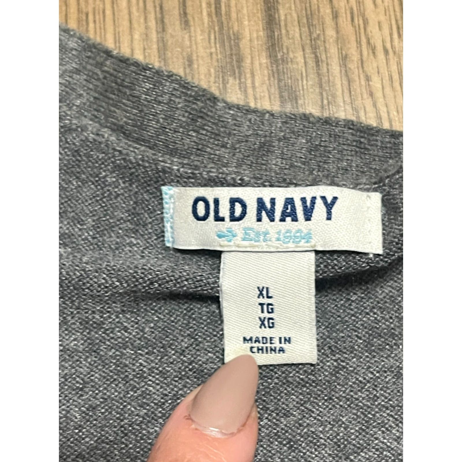 Old Navy Old Navy Cardigan Sweater, Women's XL, Gray, V-neck, Sequin, Casual Wear, Regular Fit, Long Sleeve, Fall Spring Summer, Womens Size XL / US 12-14 / IT 48-50 - 7 Thumbnail
