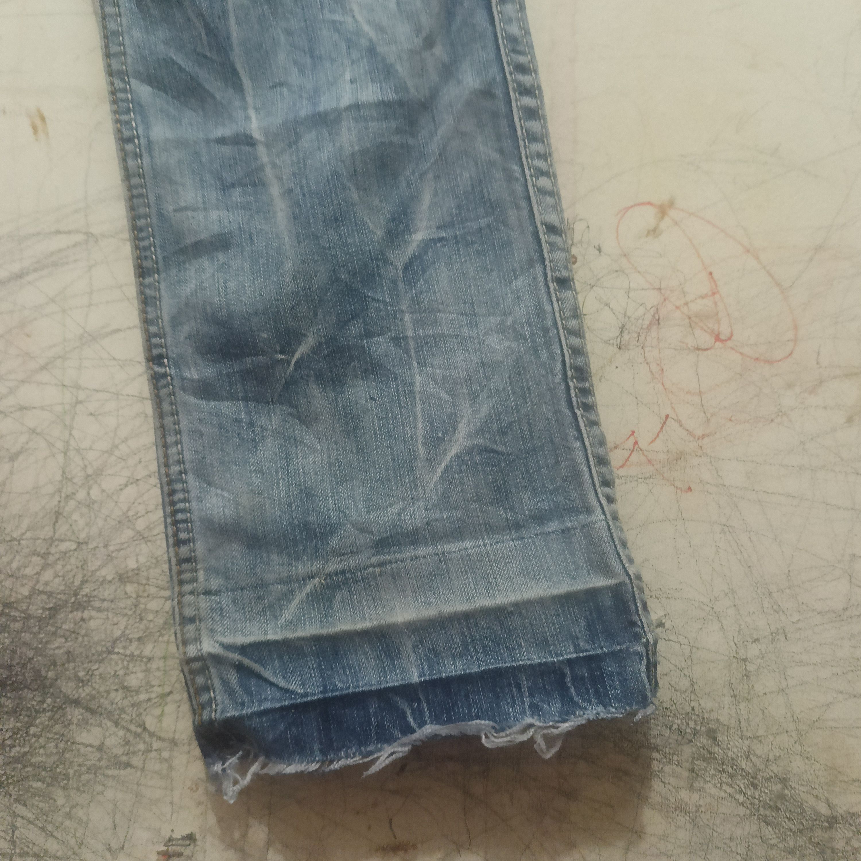 Karakuri Tamashii Japan Jizo Bosatsu Distressed Thrashed Jeans Karakuri style Size US 31 - 9 Thumbnail