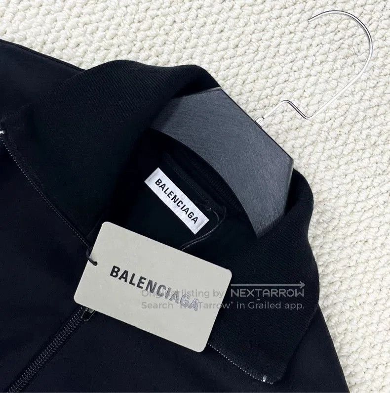 Balenciaga Balenciaga Black Logo Zip Jacket. Size US S / EU 44-46 / 1 - 2 Thumbnail