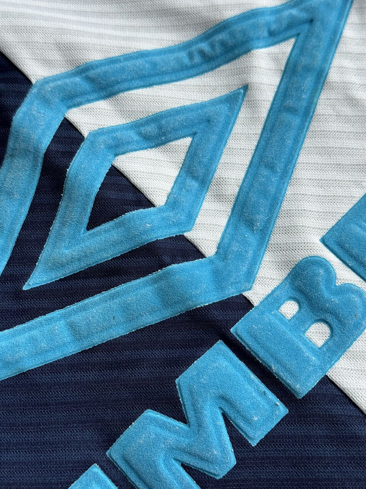 Umbro Tottenham Hotspur 94/95 Training Football Jersey Size US XL / EU 56 / 4 - 22 Thumbnail